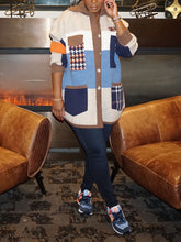 Strickjacke im Retro-Farbblock-Stil